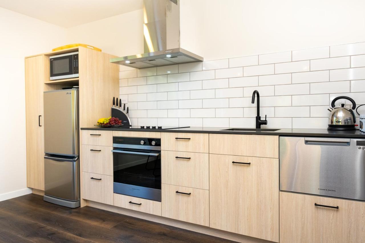 Lawn Cottages Clive Екстер'єр фото