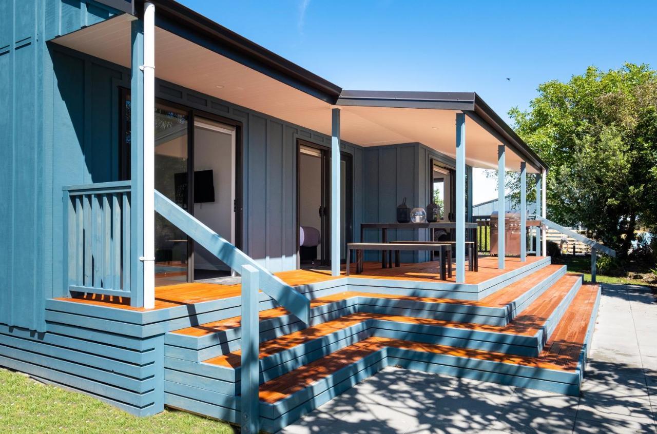 Lawn Cottages Clive Екстер'єр фото