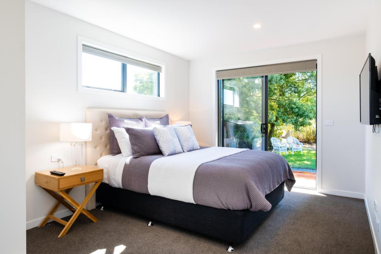 Lawn Cottages Clive Екстер'єр фото