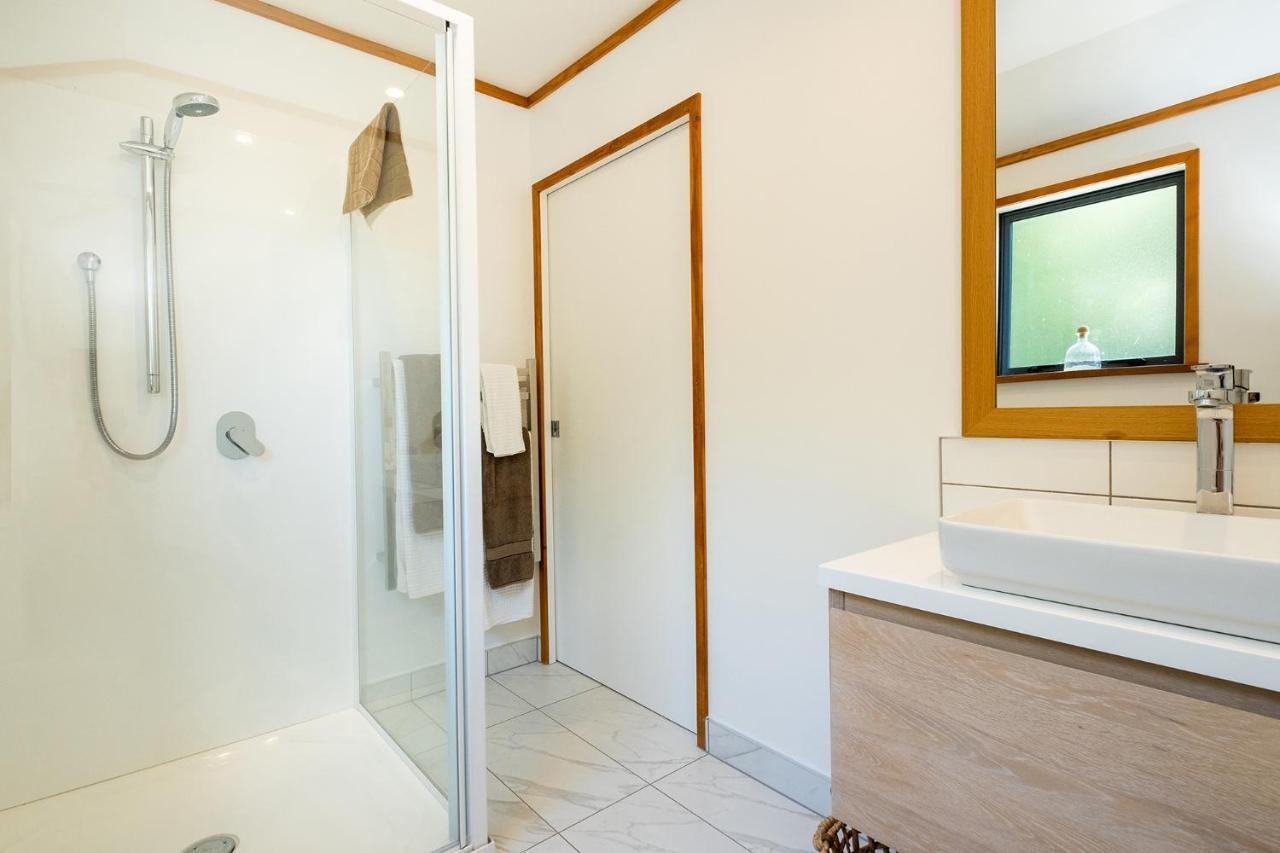 Lawn Cottages Clive Екстер'єр фото